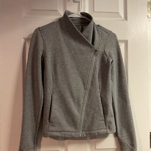 Athleta On the Move Motto side zip pocket jacket